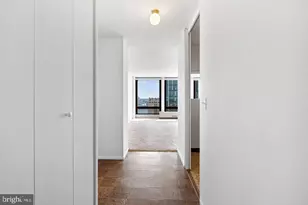 200 Locust St, Philadelphia, PA 19106 - Photo 4