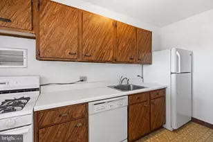 200 Locust St, Philadelphia, PA 19106 - Photo 18