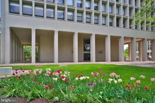 200 Locust St, Philadelphia, PA 19106 - Photo 2