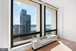 200 Locust St, Philadelphia, PA 19106 - Photo 16