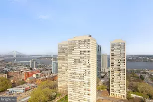 200 Locust St, Philadelphia, PA 19106 - Photo 48