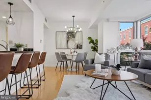 1034 Spruce St, Philadelphia, PA 19107 - Photo 4