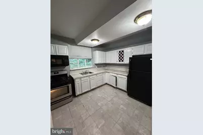 5834 Beaumont Avenue, Philadelphia, PA 19143 - Photo 2