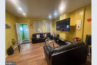 4225 N Sydenham Street, Philadelphia, PA 19140 - Photo 10