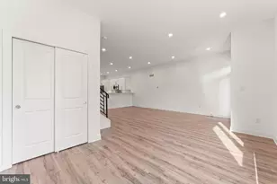 257 E Sharpnack St, Philadelphia, PA 19119 - Photo 6