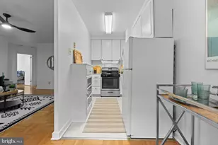 2601 Pennsylvania Ave, Philadelphia, PA 19130 - Photo 6