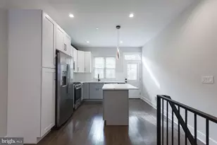 2722 Latona St, Philadelphia, PA 19146 - Photo 2