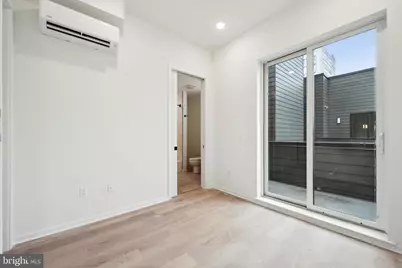 225 N 12th Street #602, Philadelphia, PA 19107 - Photo 30