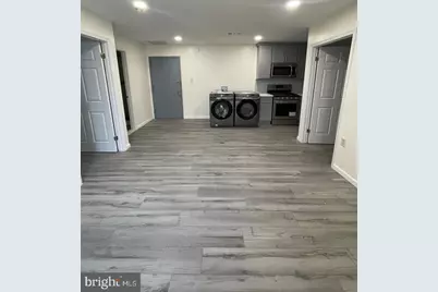 910 Arch Street #2M, Philadelphia, PA 19107 - Photo 8