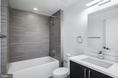 520 Fairmount Avenue, Philadelphia, PA 19123 - Photo 16