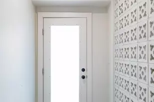 1714 Montrose St, Philadelphia, PA 19146 - Photo 2