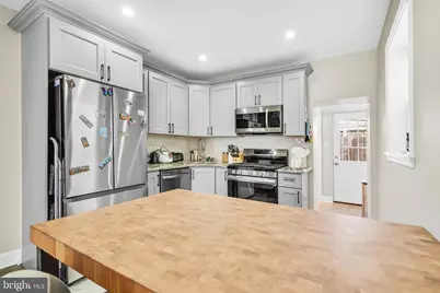 113 Roseberry Street, Philadelphia, PA 19148 - Photo 6