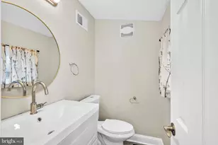 113 Roseberry St, Philadelphia, PA 19148 - Photo 8