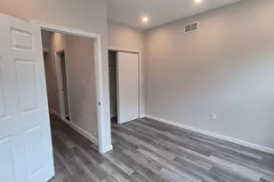 2442 Nicholas St, Philadelphia, PA 19121 - Photo 18