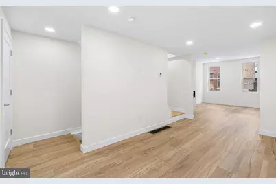 1124 E Dunton Street, Philadelphia, PA 19123 - Photo 4