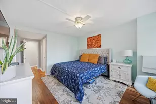 2401 Pennsylvania Ave, Philadelphia, PA 19130 - Photo 14