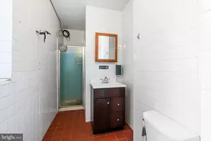 6452 Lansdowne Ave, Philadelphia, PA 19151 - Photo 16