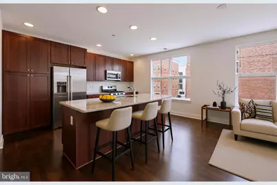 600 S 24th Street #203, Philadelphia, PA 19146 - Photo 2