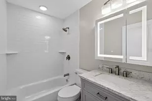 102 Church St, Philadelphia, PA 19106 - Photo 18