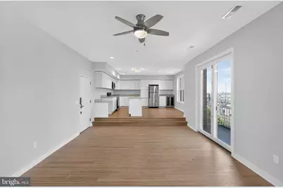 102 Church Street #306, Philadelphia, PA 19106 - Photo 2