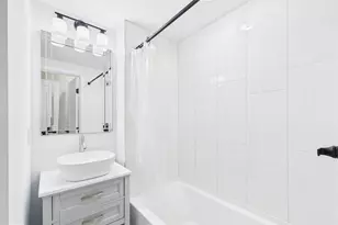 1320 S Grove St, Philadelphia, PA 19146 - Photo 2