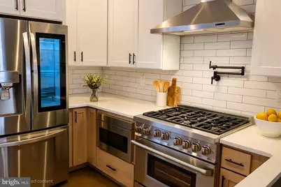 702 Dickinson Street, Philadelphia, PA 19147 - Photo 4