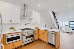 702 Dickinson St, Philadelphia, PA 19147 - Photo 2