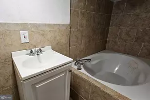 164 W Clarkson Ave, Philadelphia, PA 19120 - Photo 8