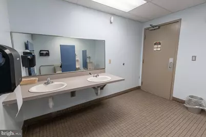 53 E Armat Street #1ST FL, Philadelphia, PA 19144 - Photo 16