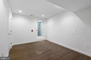 753 N 20th St, Philadelphia, PA 19130 - Photo 18