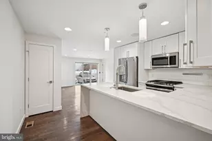 753 N 20th St, Philadelphia, PA 19130 - Photo 2