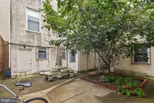 303 S 11th St, Philadelphia, PA 19107 - Photo 32