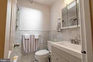 6019 N Warnock St, Philadelphia, PA 19141 - Photo 20