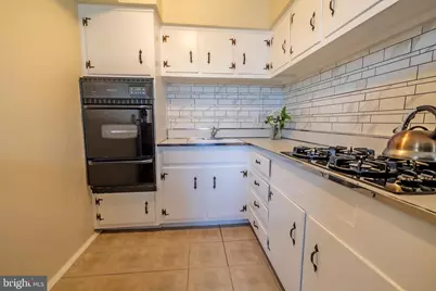 6019 N Warnock Street, Philadelphia, PA 19141 - Photo 10