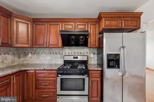 9782 Clark St, Philadelphia, PA 19115 - Photo 34
