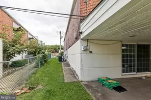 9782 Clark St, Philadelphia, PA 19115 - Photo 40