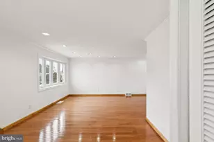 9782 Clark St, Philadelphia, PA 19115 - Photo 8