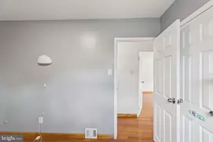 9782 Clark St, Philadelphia, PA 19115 - Photo 56