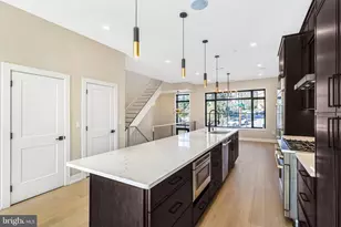 202 Kalos St, Philadelphia, PA 19128 - Photo 10