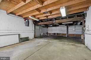 5531 N 2nd St, Philadelphia, PA 19120 - Photo 32