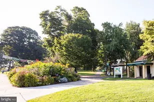 335 Hermitage St, Philadelphia, PA 19128 - Photo 28