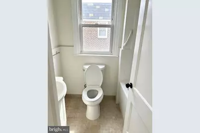 1858 Glendale Avenue, Philadelphia, PA 19111 - Photo 10