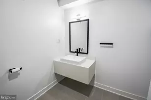 1721 S Orianna St, Philadelphia, PA 19148 - Photo 12