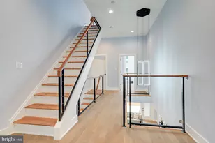 2318 E Hazzard St, Philadelphia, PA 19125 - Photo 14