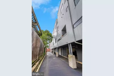 407 Salmon Street, Philadelphia, PA 19125 - Photo 32