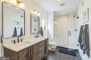 407 Salmon St, Philadelphia, PA 19125 - Photo 26