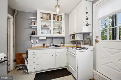 124 E Chestnut Hill Avenue, Philadelphia, PA 19118 - Photo 22