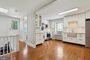 124 E Chestnut Hill Ave, Philadelphia, PA 19118 - Photo 6