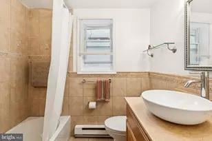 1827 S Rosewood St, Philadelphia, PA 19145 - Photo 12