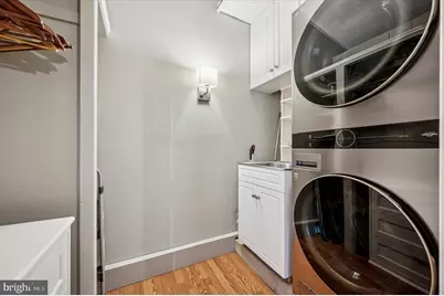 116 E Chestnut Hill Avenue, Philadelphia, PA 19118 - Photo 18